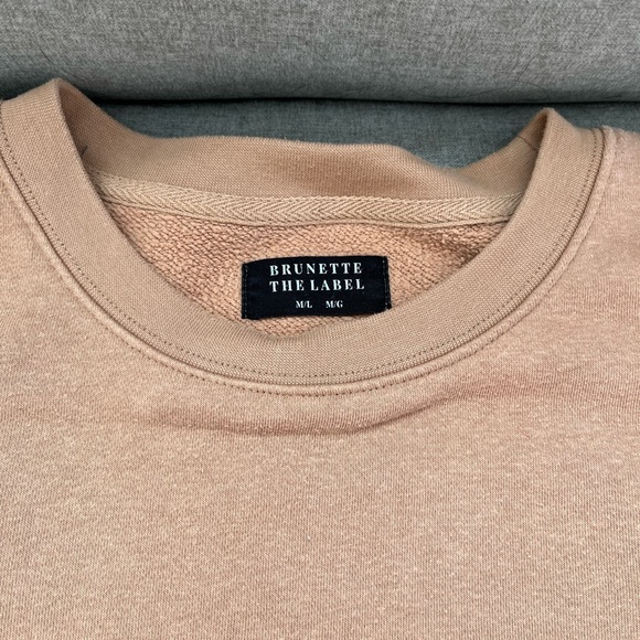 Blonde Crew Neck Sweater - size M/L - Picture 2 of 2